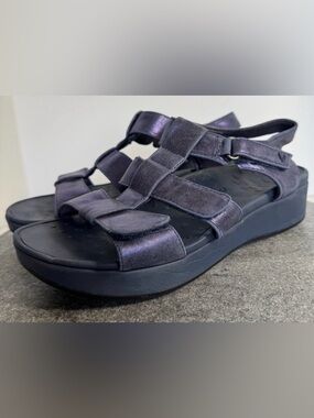 Vionic Navy Blue Tami Sandals Leather 8